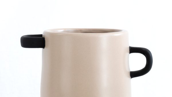Eared vase irish cream - Image 6