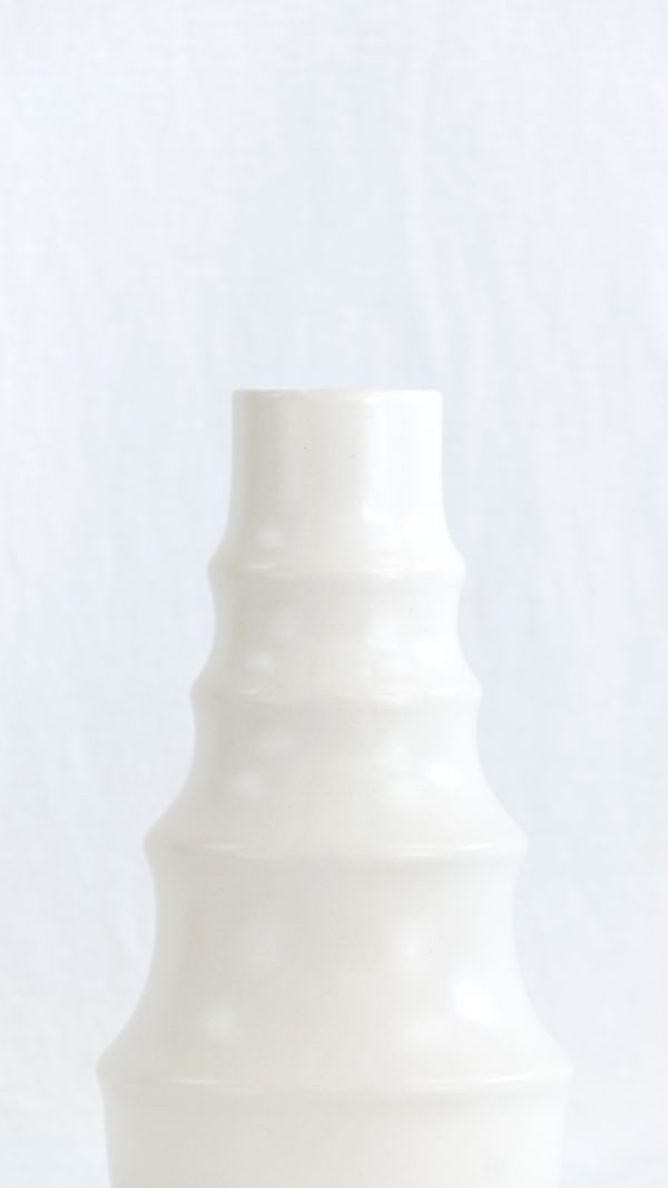 Ring Pattern Vase white - Image 3