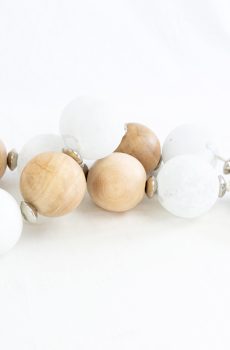 Bothelle glass and wood garland